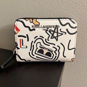 Karl Lagerfeld White and Black Graphic Wallet